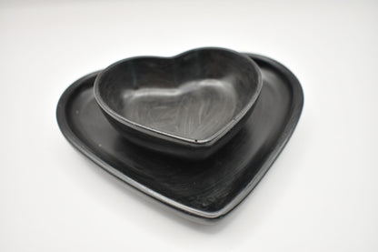 Set of 2 Heart-Shaped Bowls