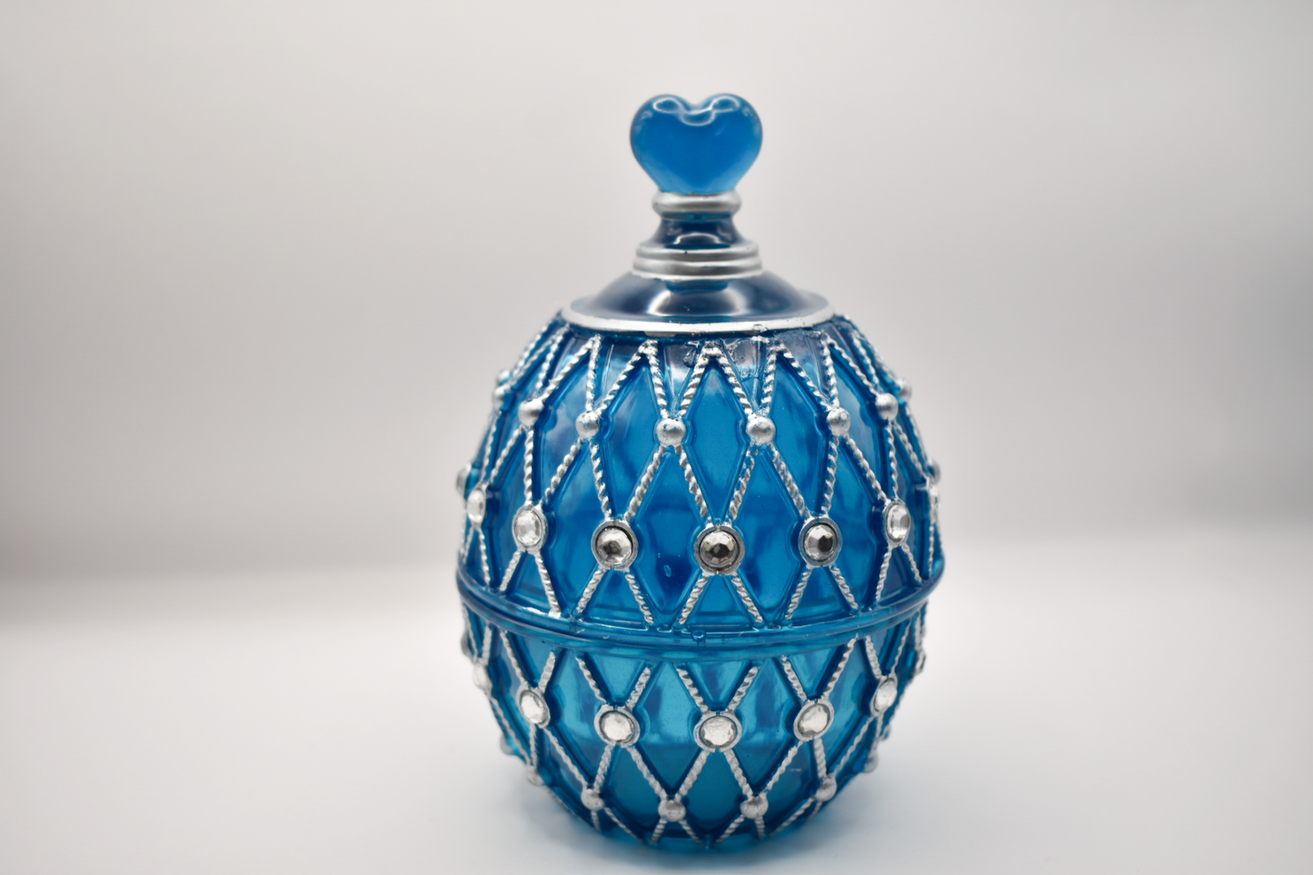 Resin Heart Container