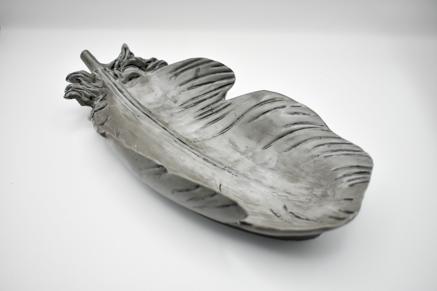 Feather-Shaped Tray