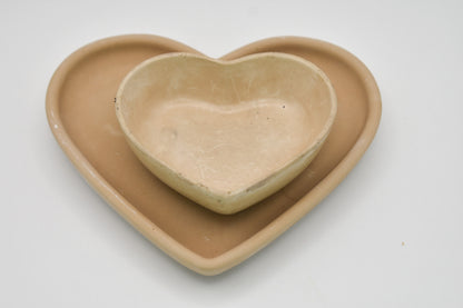 Set of 2 Heart-Shaped Bowls